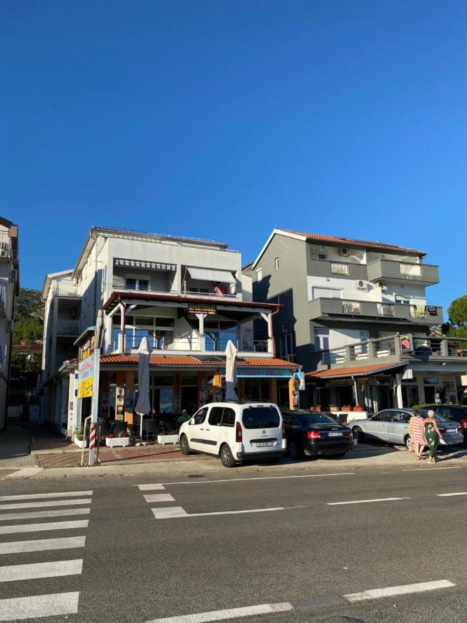 Apartmani Anita Starigrad Paklenica Eksteriør bilde