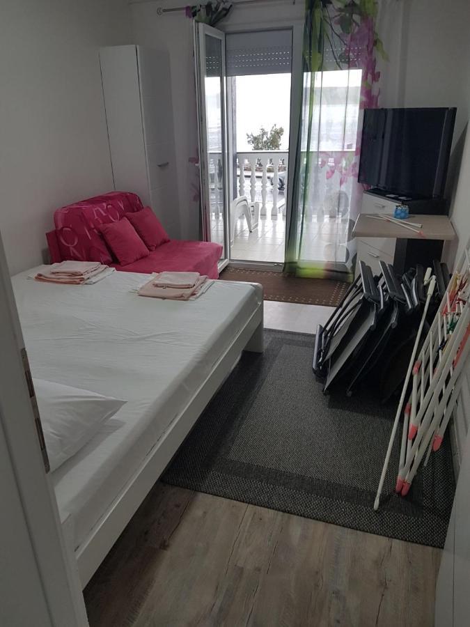 Apartmani Anita Starigrad Paklenica Eksteriør bilde
