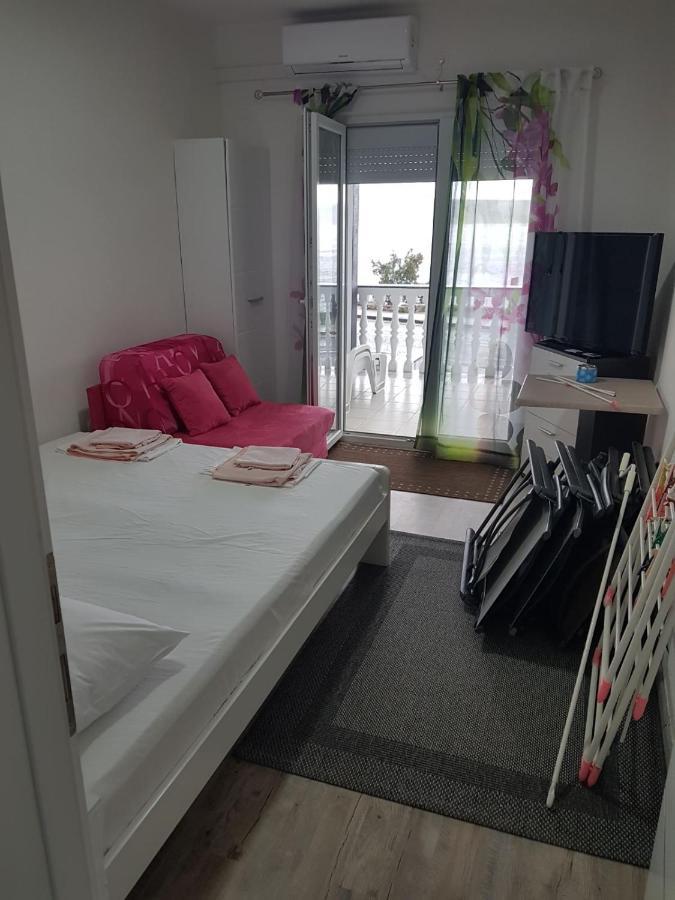 Apartmani Anita Starigrad Paklenica Eksteriør bilde