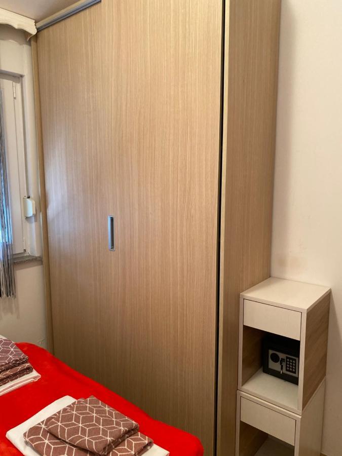 Apartmani Anita Starigrad Paklenica Eksteriør bilde